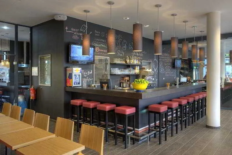 Meininger Hotel Berlin Hauptbahnhof